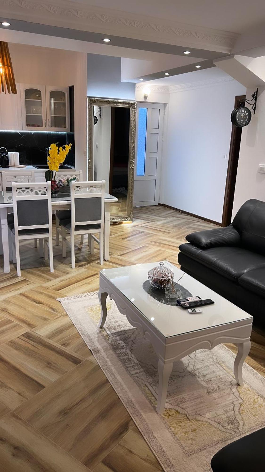 Apartman Scepanovic Niksic Ngoại thất bức ảnh