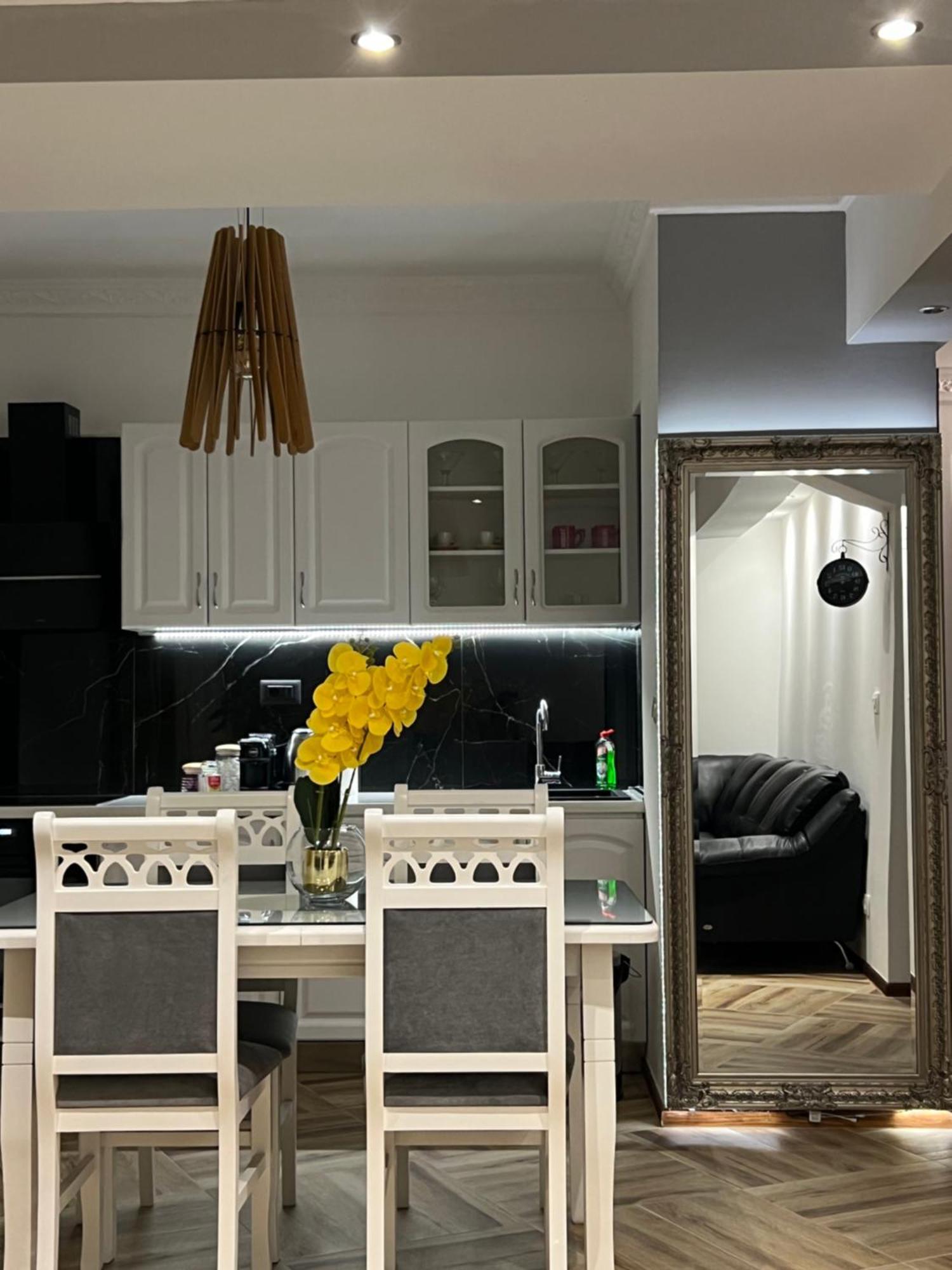 Apartman Scepanovic Niksic Ngoại thất bức ảnh