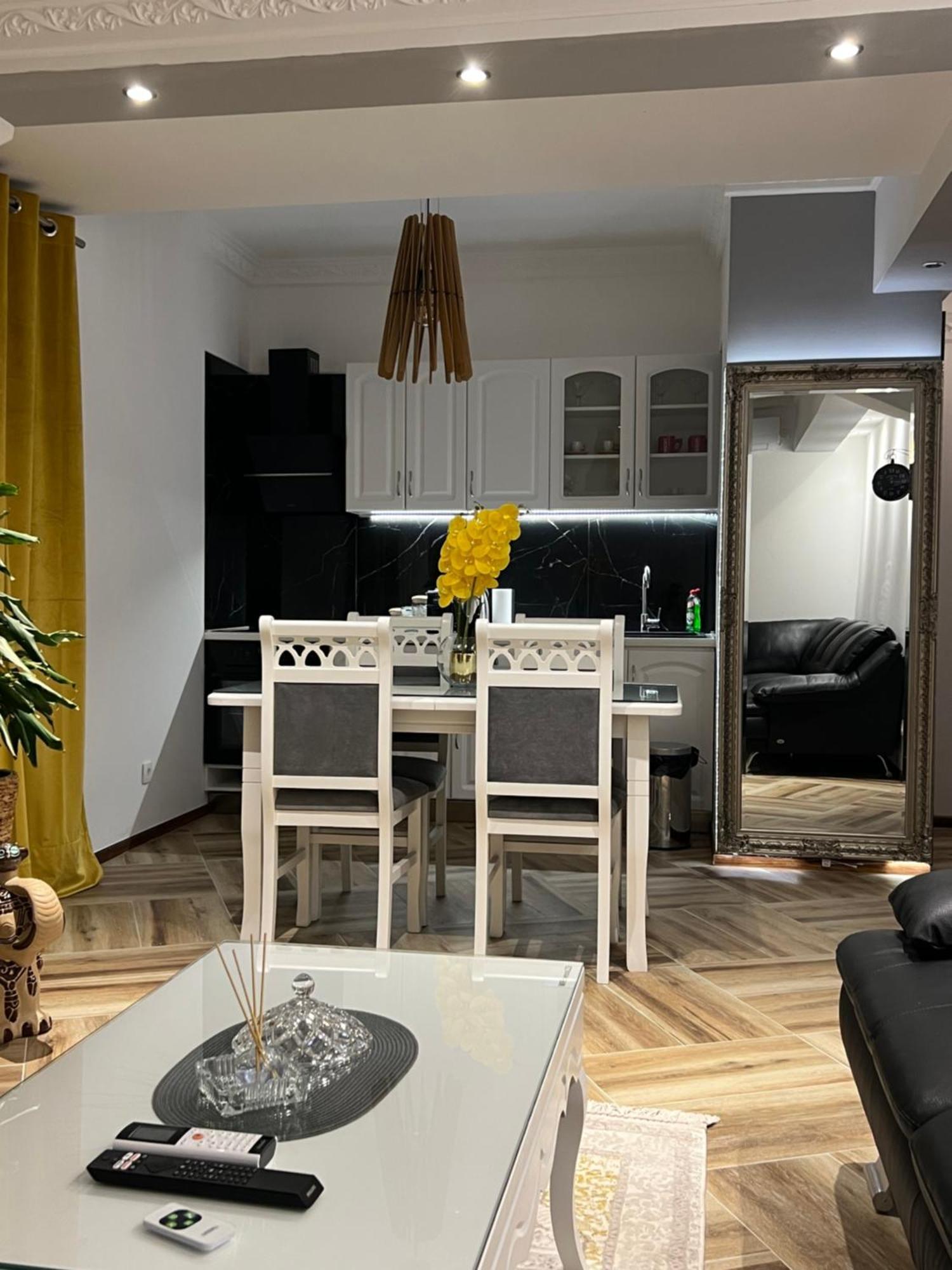 Apartman Scepanovic Niksic Ngoại thất bức ảnh